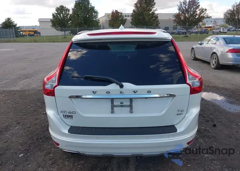 2016 Volvo Xc60 T6 Drive-E из США, поврежденный, VIN YV449MRK8G2898927